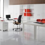 Muebles de oficina en color blanco