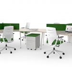 Mobiliario de oficina en color verde y blanco