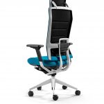 Silla de oficina ergonómica acolchada en color azul