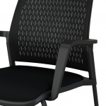 Silla confidente negra para oficina