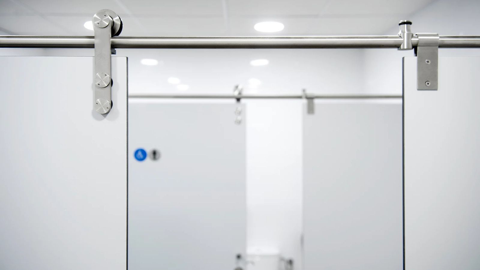 Cabinas fenólicas para baños y vestuarios