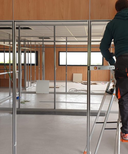 Instalación de mamparas para oficinas