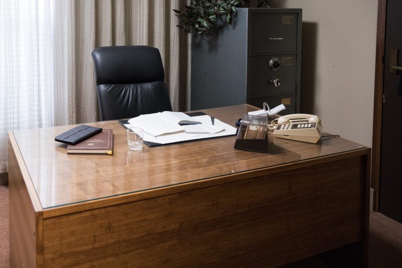 old-fashioned-enclosed-work-office-cubical-2022-11-14-10-04-21-utc old-fashioned-enclosed-work-office-cubical-2022-11-14-10-04-21-utc